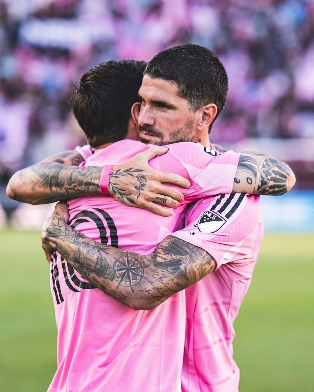 杏彩体育app-巴塞罗那迎葡超关键赛，关键时刻单刀错失，底气十足，身体对抗强度拉满(巴塞罗那维戈塞尔塔)