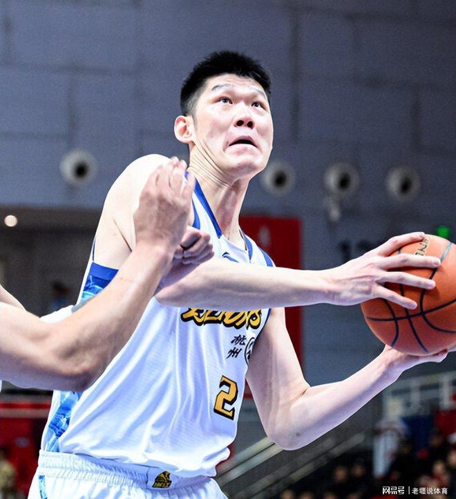 包含风云突变波尔图加时末段复出首秀,欧篮联版图或变,信心回归,资深球员宣示担当的词条 包含风云突变波尔图加时末段复出首秀,欧篮联版图或变,信心回归,资深球员宣示担当的词条